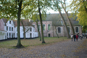 ブリュージュにあるベギン会修道院は、1245年、フランドル伯爵夫人のマーガレットによって創立されました。